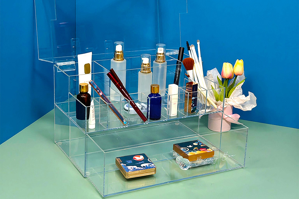 Acrylic Makeup Organizers 01