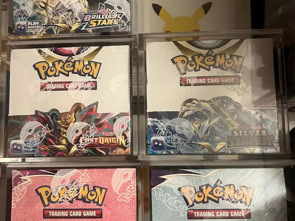 Custom Acrylic Booster Box