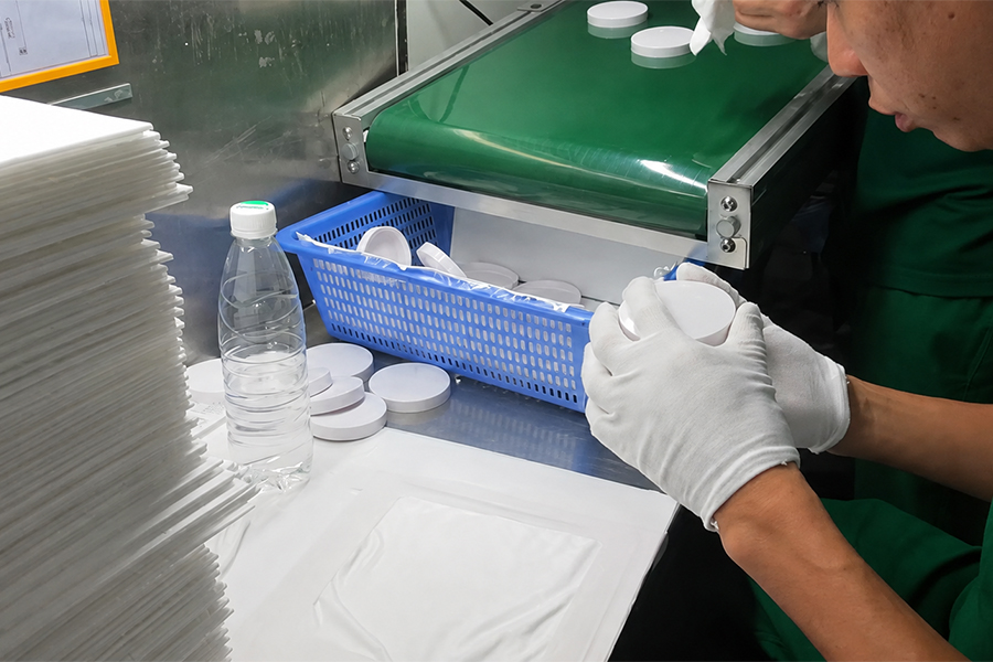 Acrylic Products Quality Control